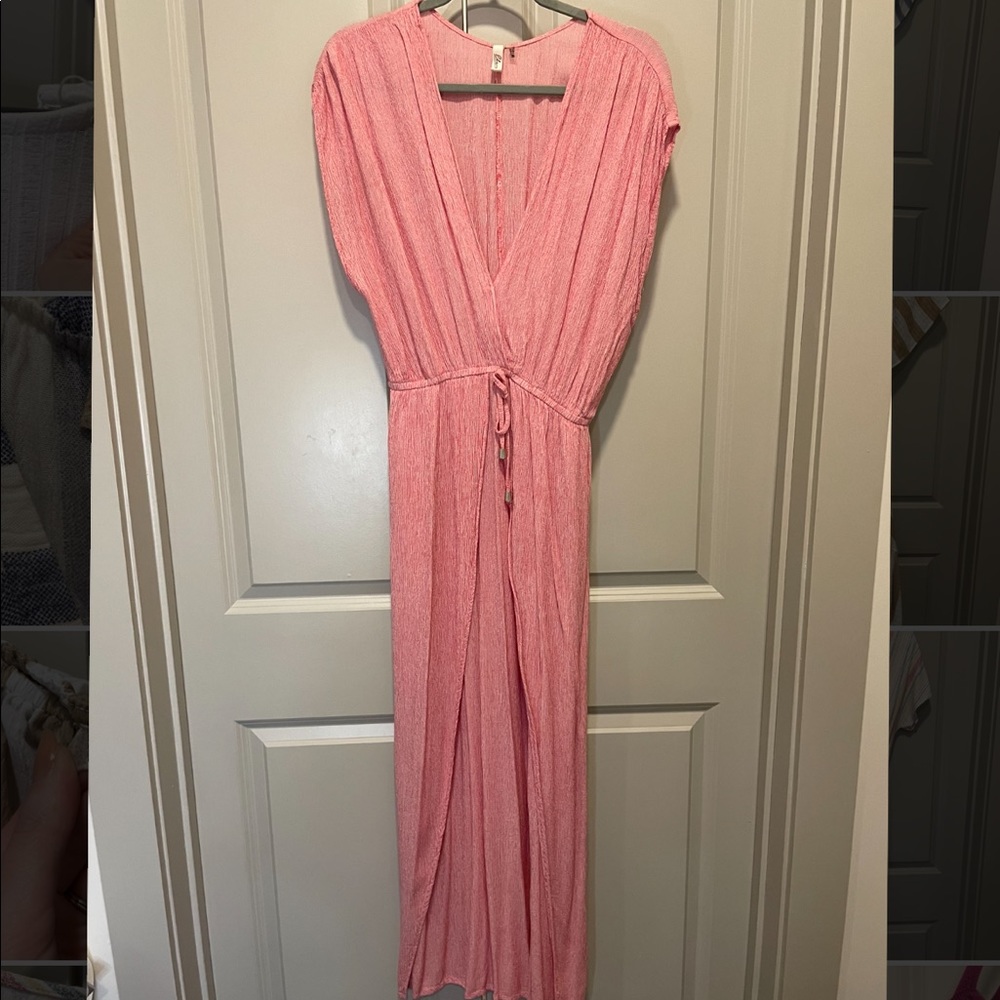 Women's coverup